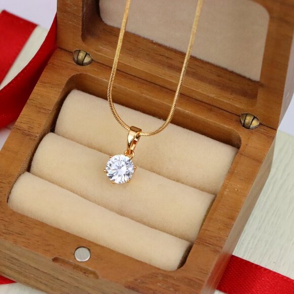 "Sparkling White Solitaire Pendant in Gold – Radiant Charm, XPPT1640 - Picture 7 of 13